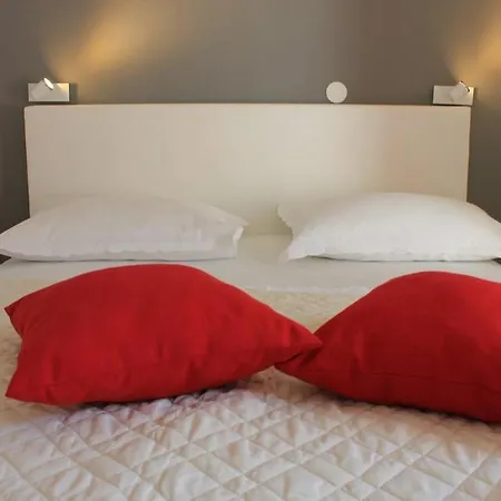 Dems 3* Живогошче