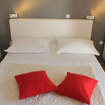 Guest house Dems