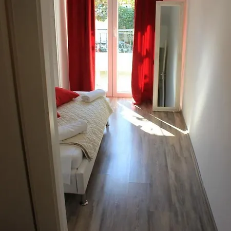 Dems Guest house *