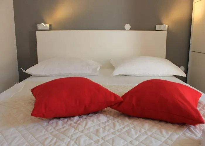 Dems 3* Živogošće